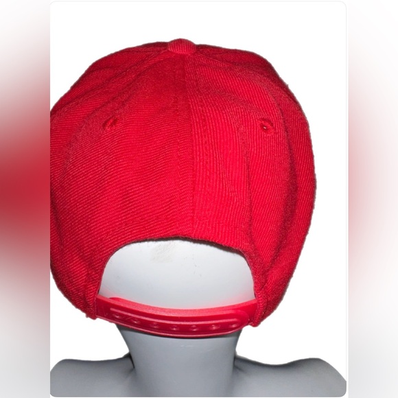 Red NY Logo Baseball Cap - Classic Team Style - Picture 4 of 10